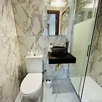 Apartment Cosy Close to the sea, King-size Bed St. Paul's Bay