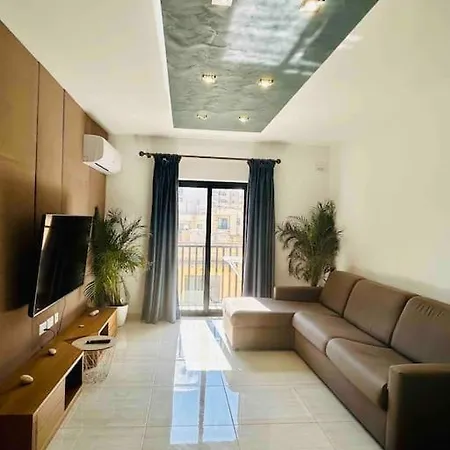 Cosy Close to the sea, King-size Bed Apartment *