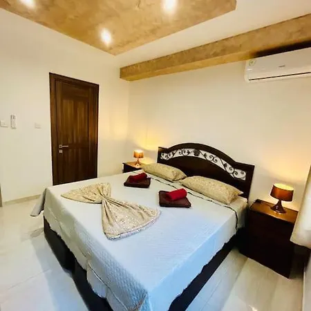 Cosy Close to the sea, King-size Bed Apartment