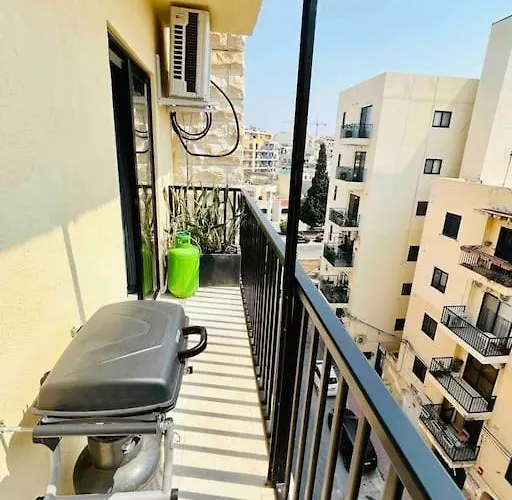 Cosy Close to the sea, King-size Bed Apartment